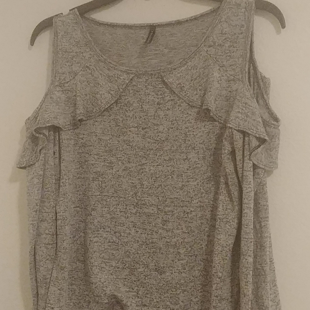 Shirt - Picture 2 of 3